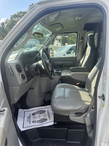 2013 Ford E-Series