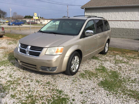 2008 Dodge Grand Caravan for sale at B AND S AUTO SALES in Meridianville AL