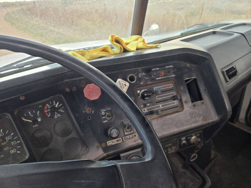 1994 Volvo WG64T