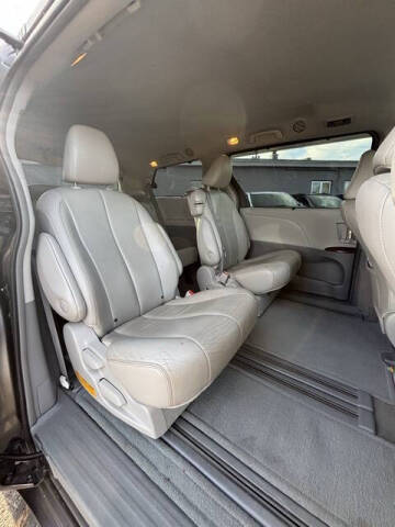 2013 Toyota Sienna