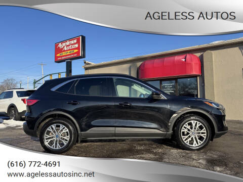 2022 Ford Escape Hybrid SEL