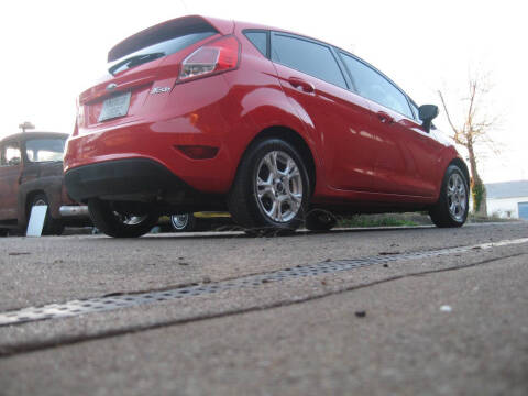 2014 Ford Fiesta SE