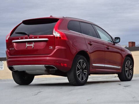 2016 Volvo XC60 T6 Drive-E R-Design Platinum
