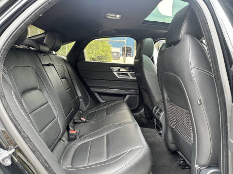 2016 Jaguar XF R-Sport