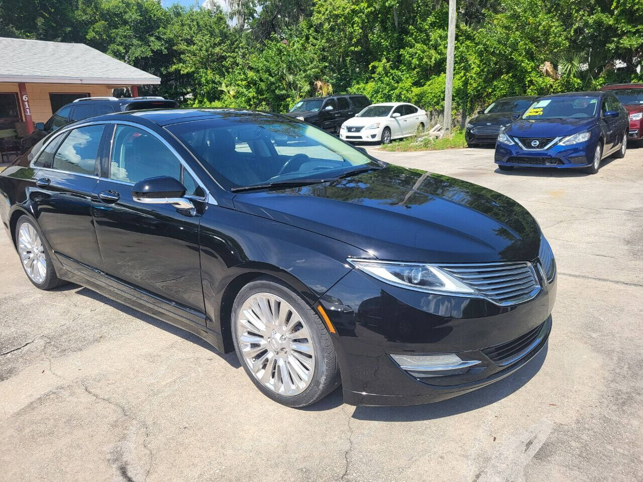 2016 Lincoln MKZ for sale at FAMILY AUTO BROKERS in Longwood, FL