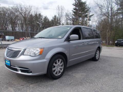 2014 Chrysler Town and Country for sale at Manchester Motorsports in Goffstown NH