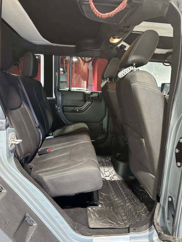 2015 Jeep Wrangler Unlimited Sahara