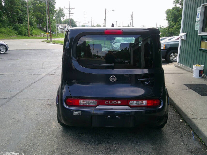 2010 Nissan cube 1.8