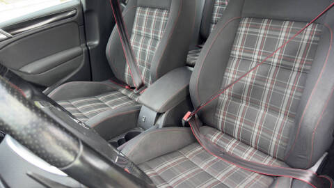 2013 Volkswagen GTI Wolfsburg Edition