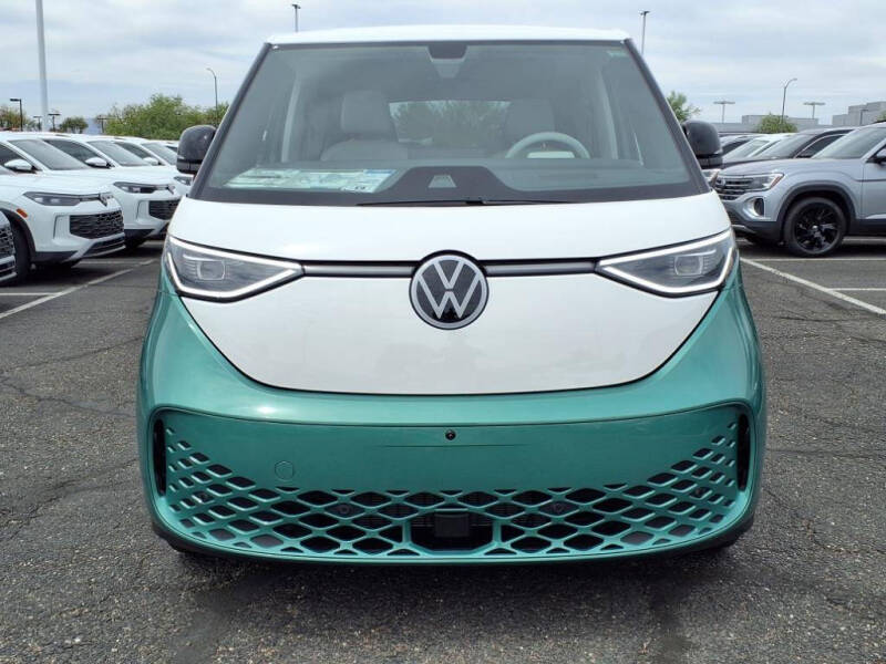 2025 Volkswagen ID. Buzz Pro S Plus