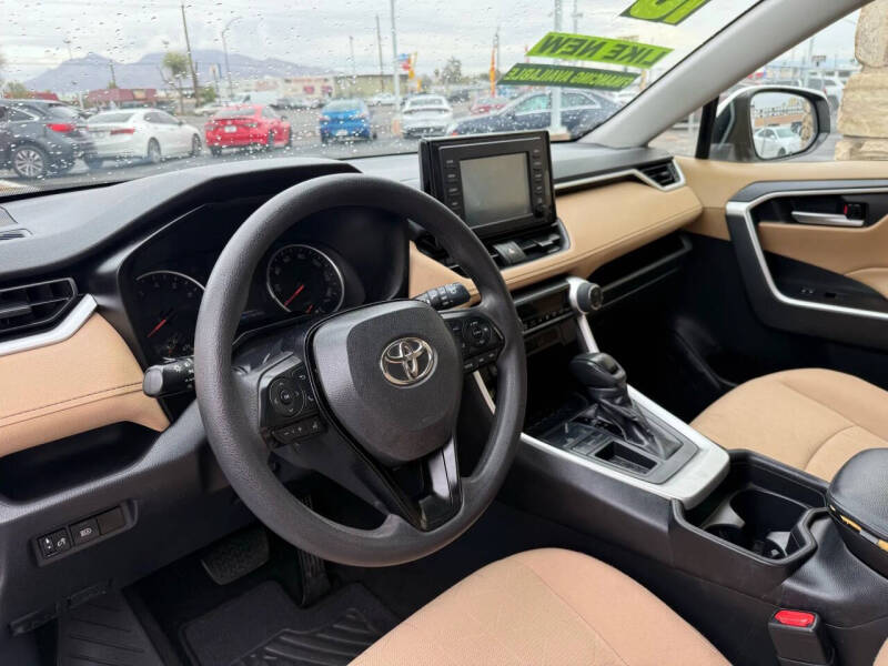 2019 Toyota RAV4 XLE