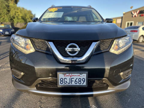 2016 Nissan Rogue SV
