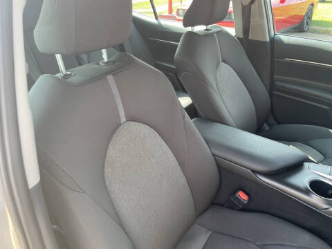 2024 Toyota Camry LE