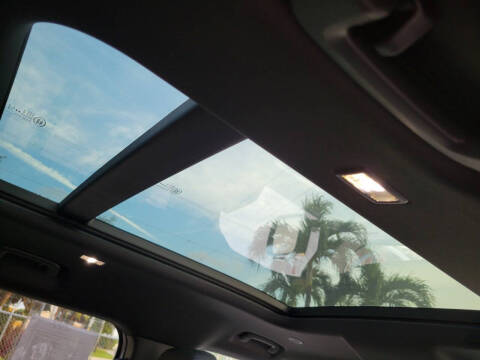 2024 Land Rover Defender 130 P400 X-Dynamic SE