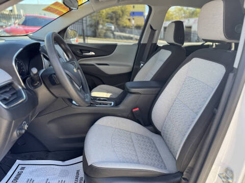 2023 Chevrolet Equinox LS