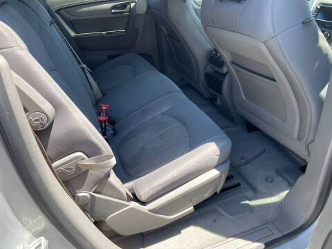 2016 Chevrolet Traverse LS