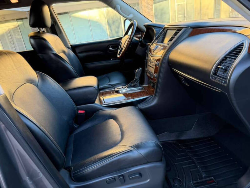 2019 Infiniti QX80 Luxe