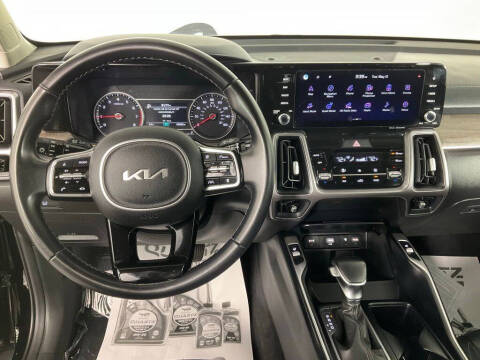 2023 Kia Sorento EX