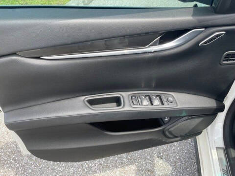 2015 Maserati Ghibli