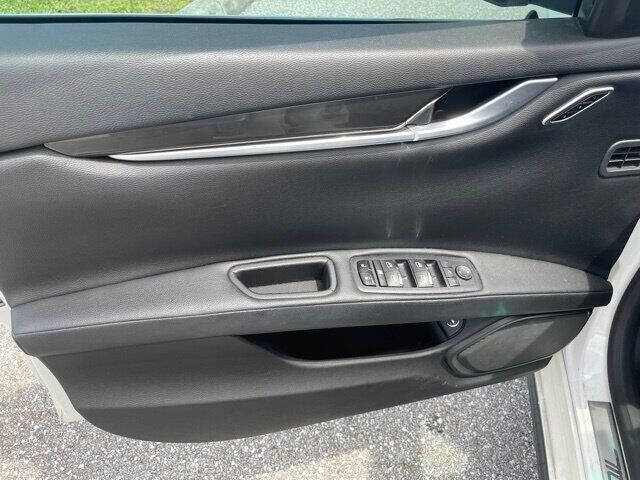 2015 Maserati Ghibli