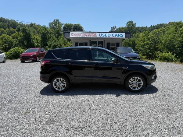 2017 Ford Escape SE 4WD's photo