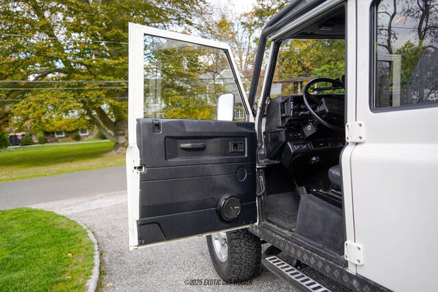 1986 Land Rover Defender 110