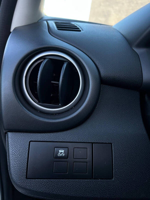 2014 Mazda MAZDA2 Sport