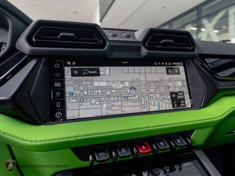 2025 Lamborghini Urus SE