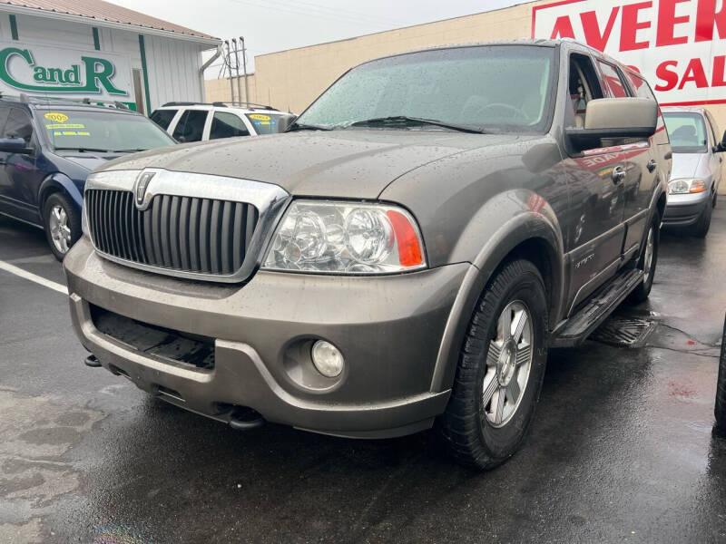 2003 Lincoln Navigator Luxury photo 3