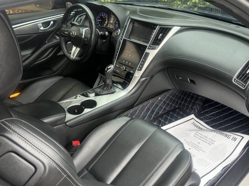 2017 Infiniti Q60 3.0T Premium