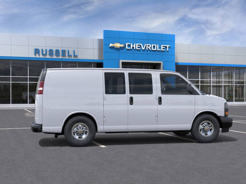 2025 Chevrolet Express 2500