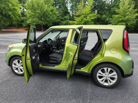 2015 Kia Soul +