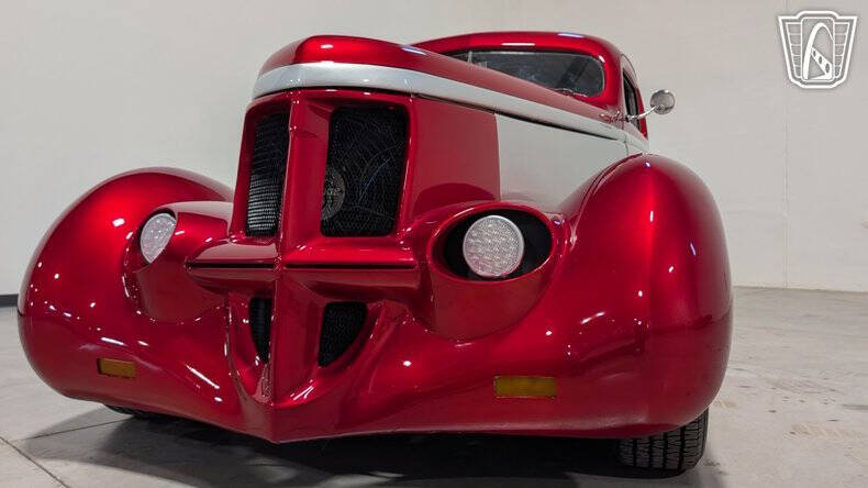 1937 Nash Lafayette