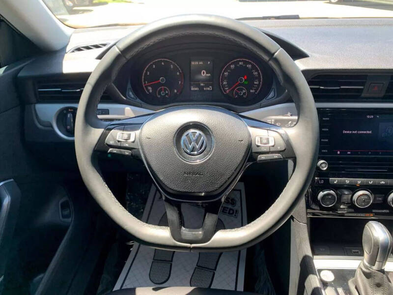 2021 Volkswagen Passat SE