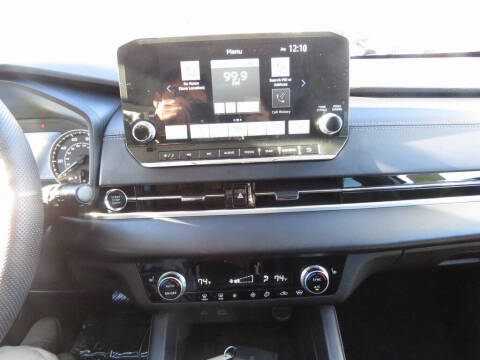 2023 Mitsubishi Outlander SE