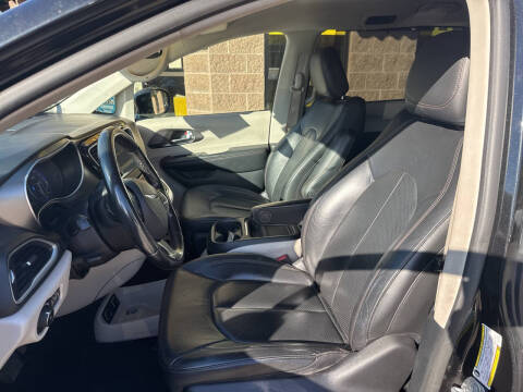 2020 Chrysler Pacifica Touring L