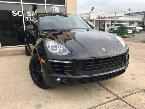 2017 Porsche Macan for sale at SC SALES INC in Houston TX