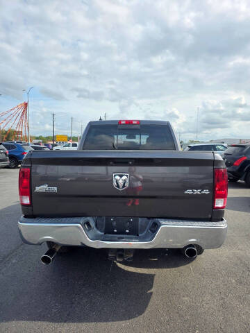 2015 RAM 1500 Big Horn