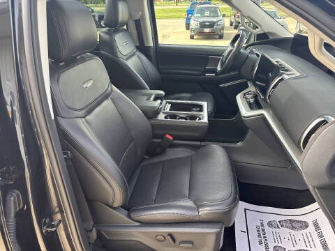 2025 Ford Expedition Platinum
