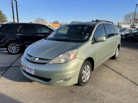 2010 Toyota Sienna for sale at De Anda Auto Sales in South Sioux City NE