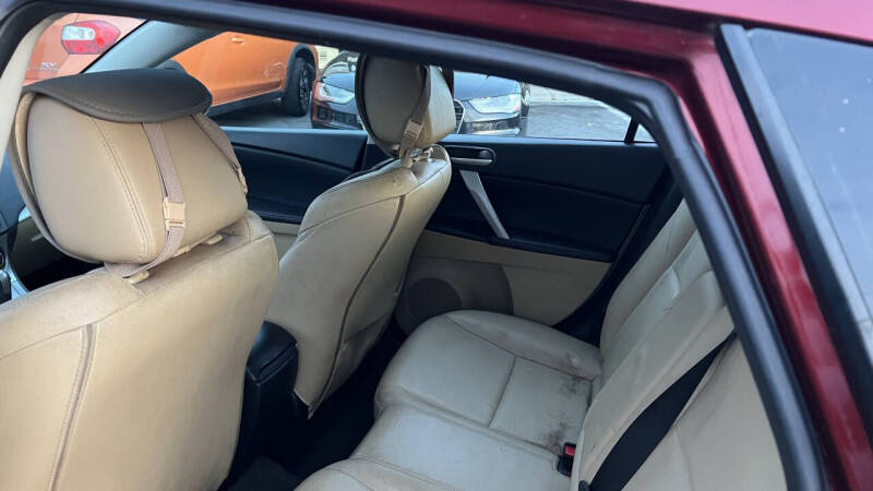 2011 Mazda MAZDA3 s Grand Touring