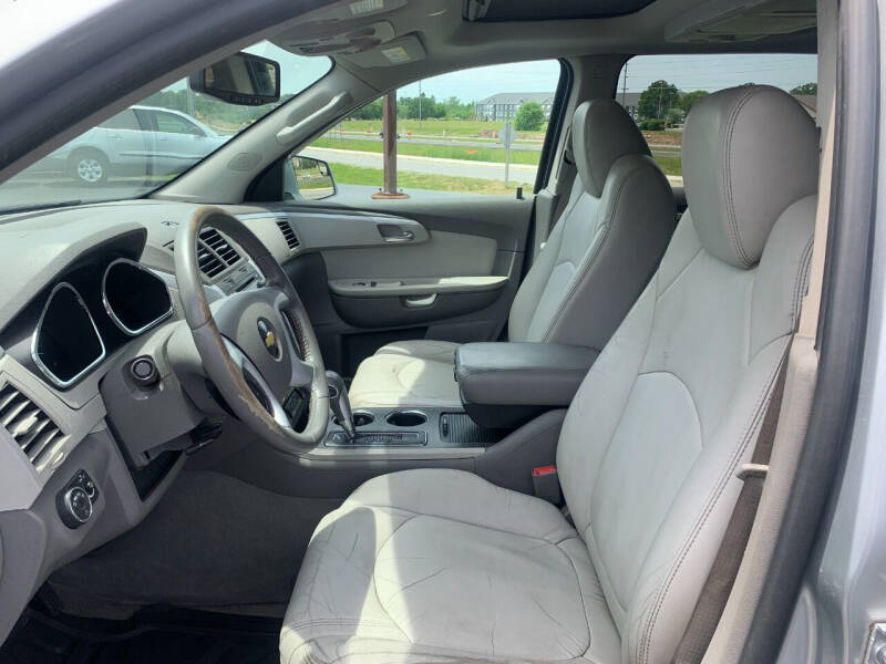 2010 Chevrolet Traverse LT