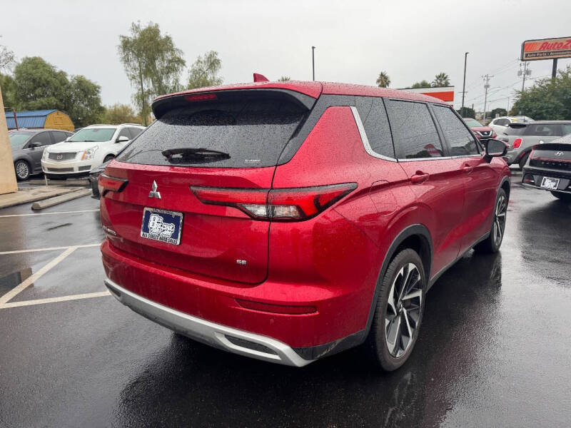 2022 Mitsubishi Outlander SE