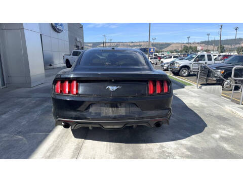 2016 Ford Mustang EcoBoost Premium