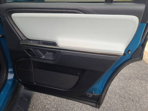 2023 Rivian R1S Launch Edition