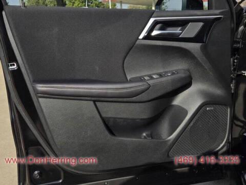 2025 Mitsubishi Outlander ES