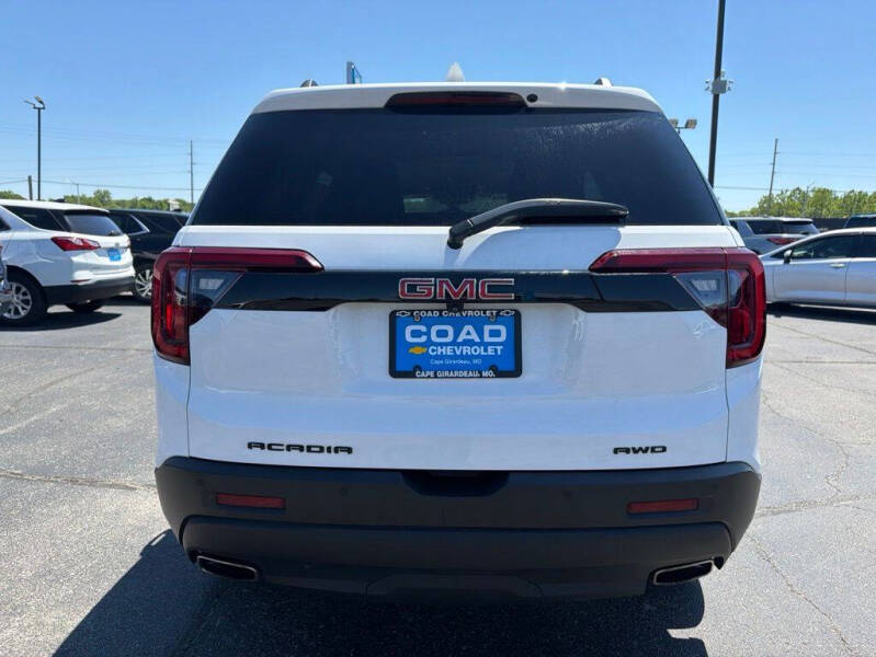 2023 GMC Acadia SLE