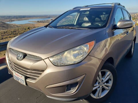 2012 Hyundai Tucson for sale at Trini-D Auto Sales Center in San Diego CA