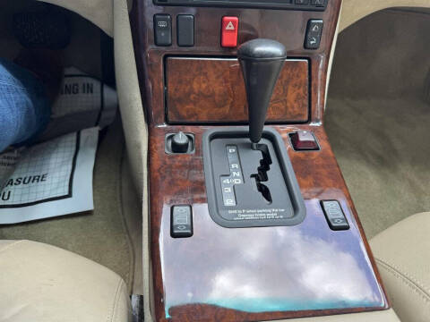 1993 Mercedes-Benz 300-Class 300 SL