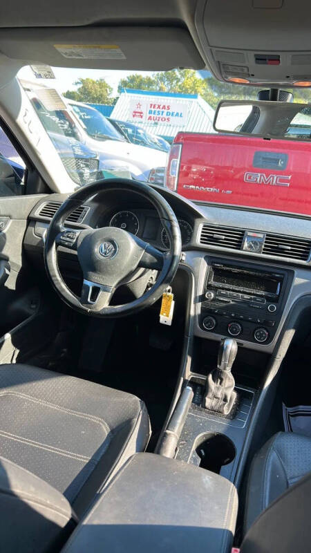 2015 Volkswagen Passat 1.8T Wolfsburg Edition